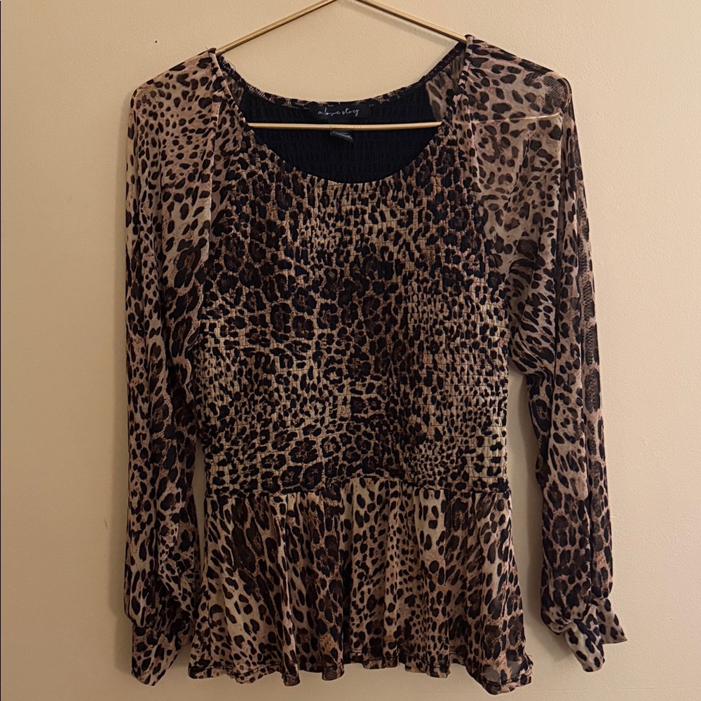A Love Story Women’s Leopard Top